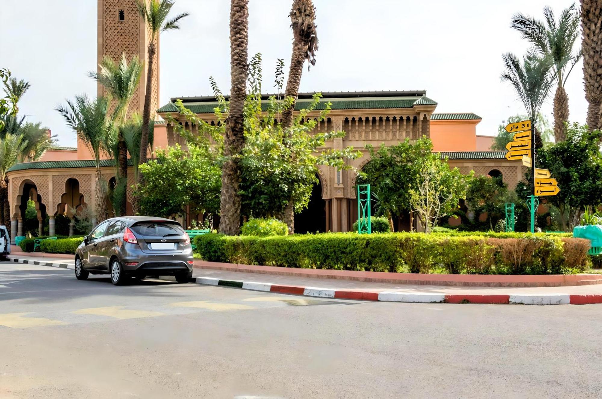Tres Beau Riad A Marrakech Avec Piscines Marrakesh Luaran gambar